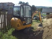 Pasovy-bagr-jcb-8016